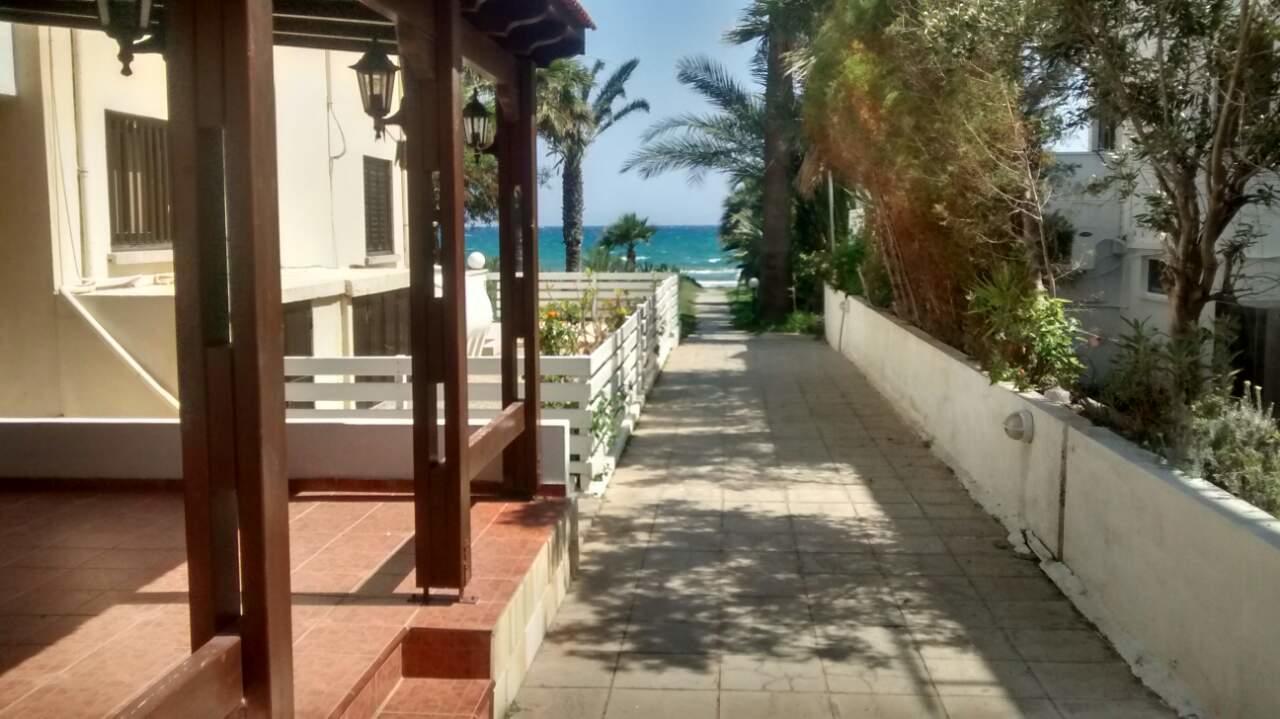 Sandy Beach Apartment 3 Voroklini Exteriör bild